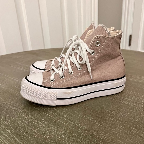 Embroidered Converse - Picture 6 of 7